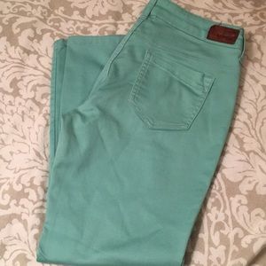 Express brand mint colored cropped skinnies